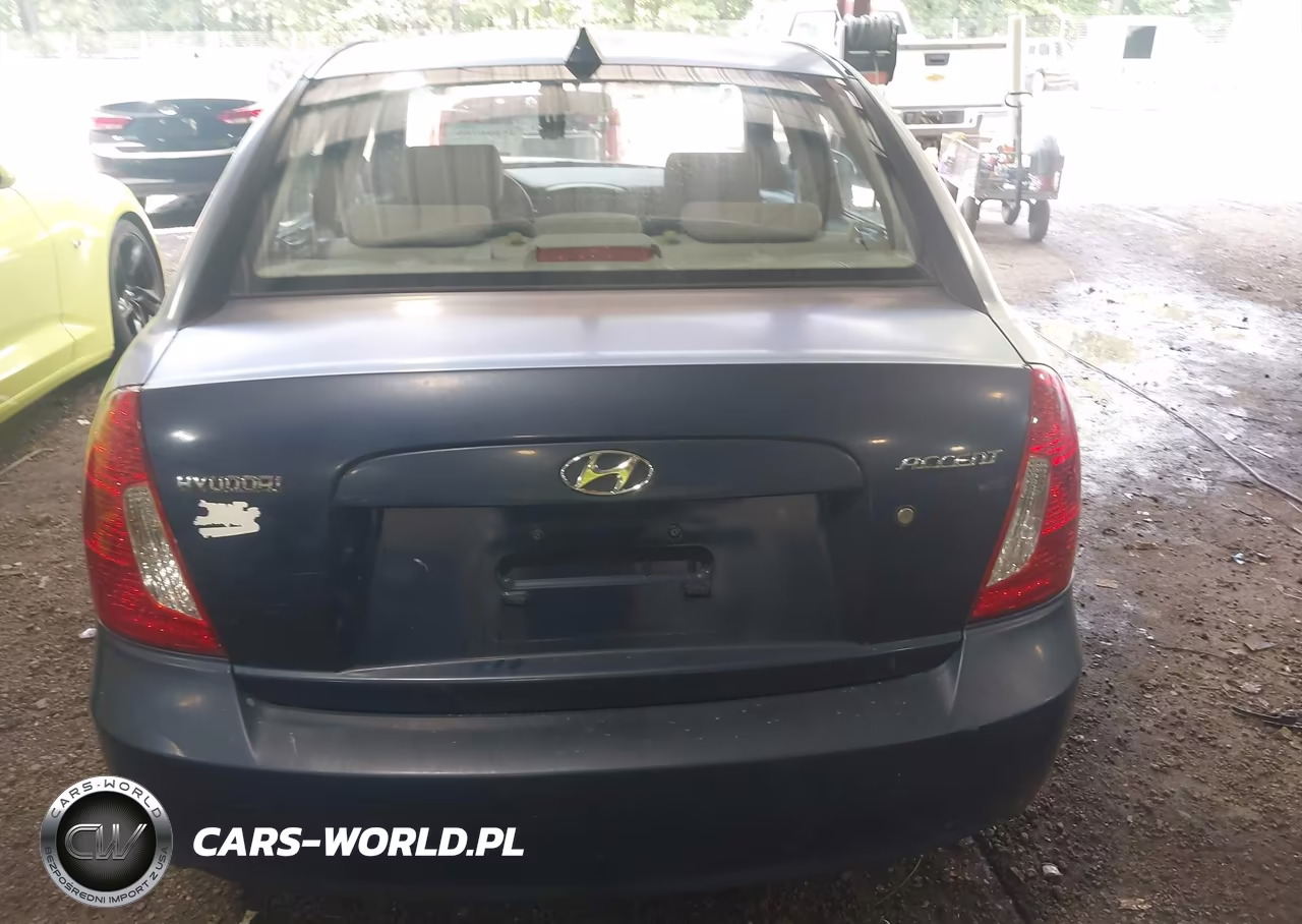 2009 Hyundai Accent Gls VIN:KMHCN46C99U304176 - 16