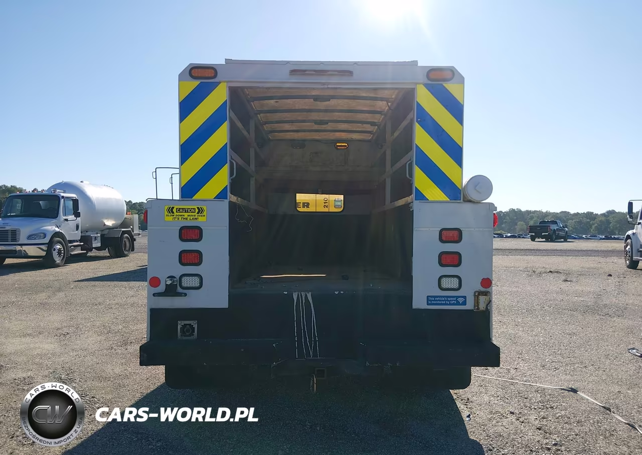 2017 Ford F-450 Chassis Xl VIN:1FDUF4GY8HEB22926 - 16