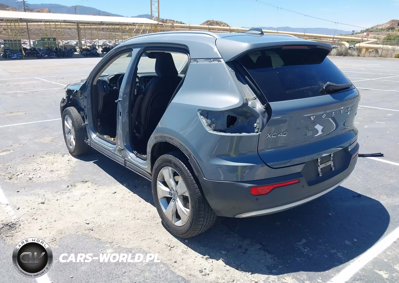 2021 Volvo Xc40 T4 Momentum VIN:YV4AC2HK7M2604519 - 3