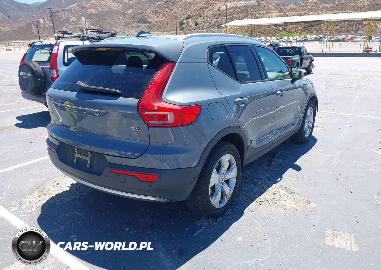 2021 Volvo Xc40 T4 Momentum VIN:YV4AC2HK7M2604519 - 4