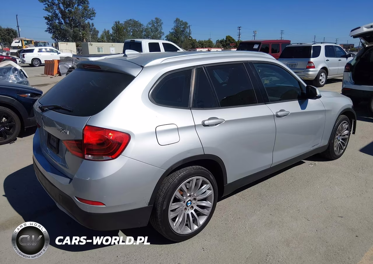 2013 BMW X1 Sdrive28I VIN:WBAVM1C54DVW43383 - 4