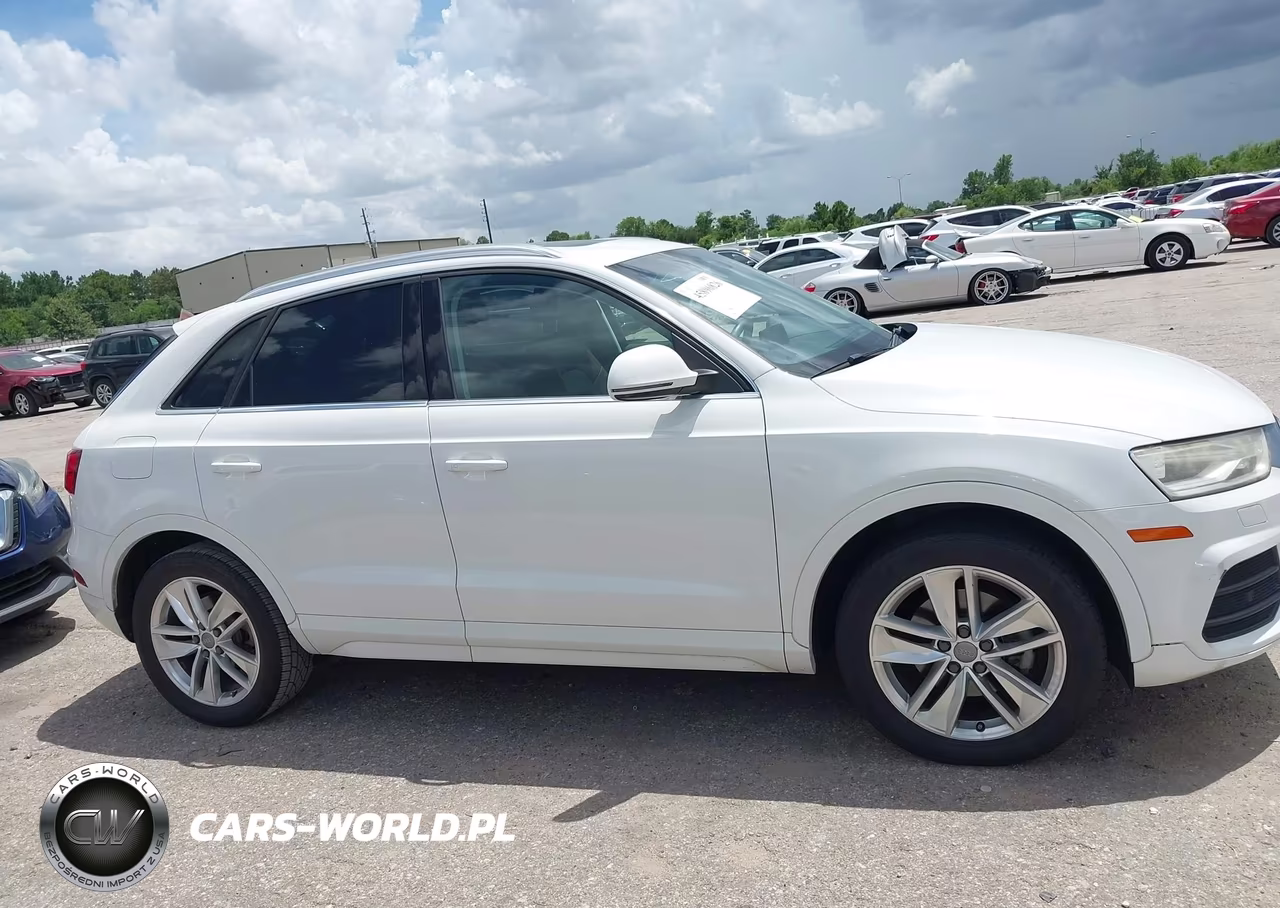2016 Audi Q3 2.0T Premium Plus VIN:WA1BFCFS1GR004771 - 13