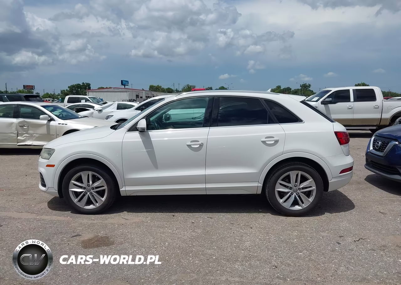 2016 Audi Q3 2.0T Premium Plus VIN:WA1BFCFS1GR004771 - 14