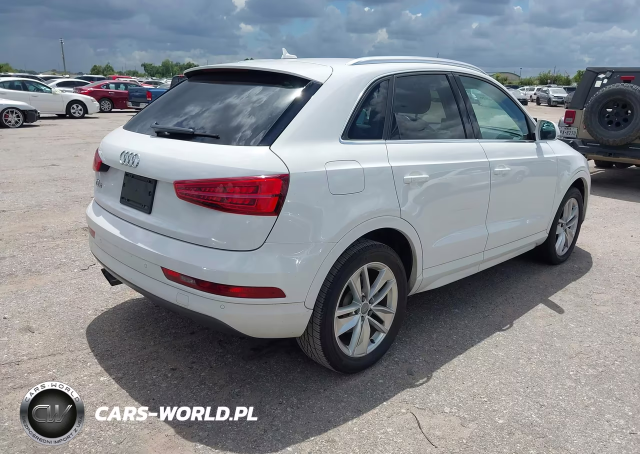 2016 Audi Q3 2.0T Premium Plus VIN:WA1BFCFS1GR004771 - 4