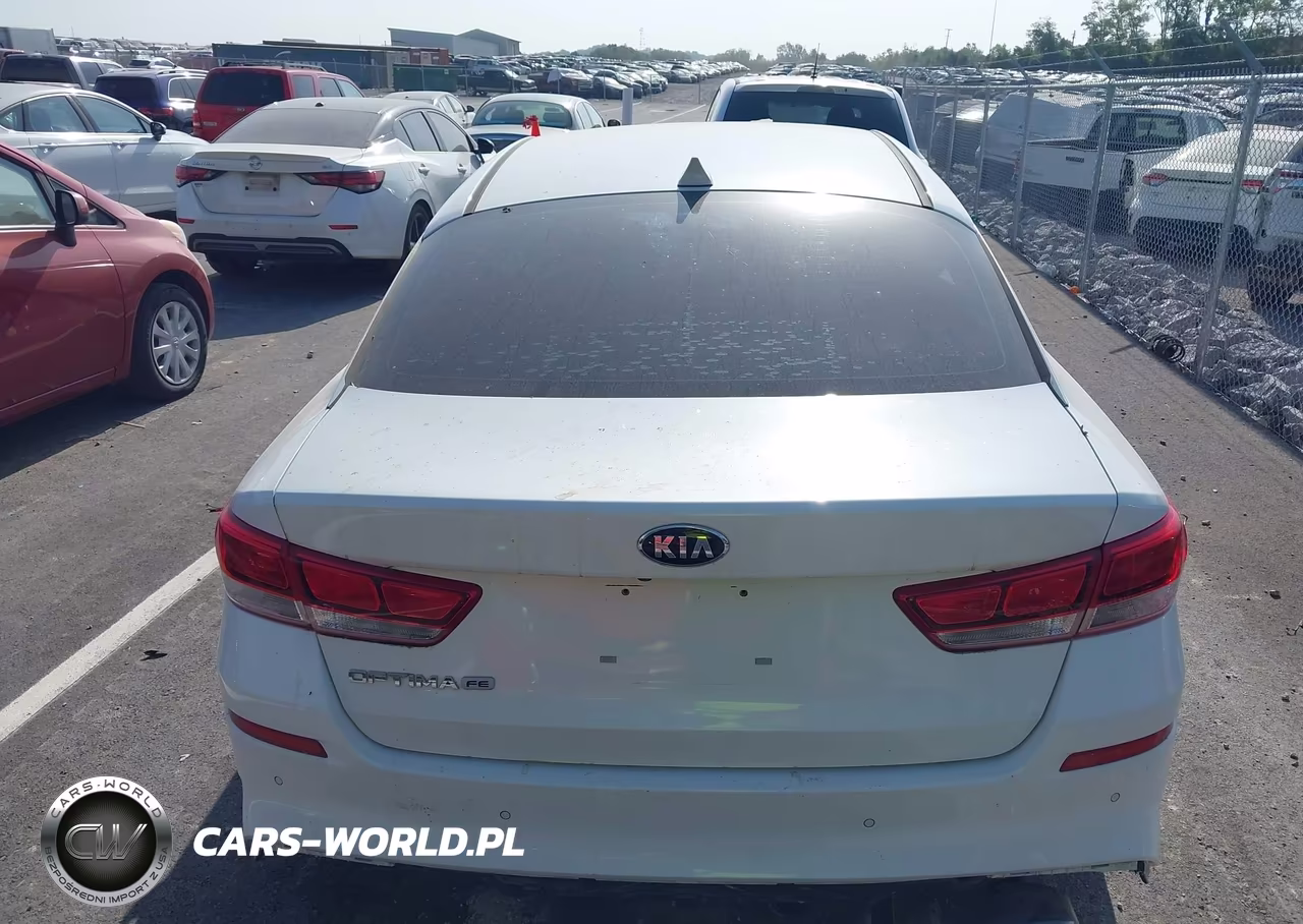 2019 Kia Optima Lx VIN:5XXGT4L37KG336961 - 16