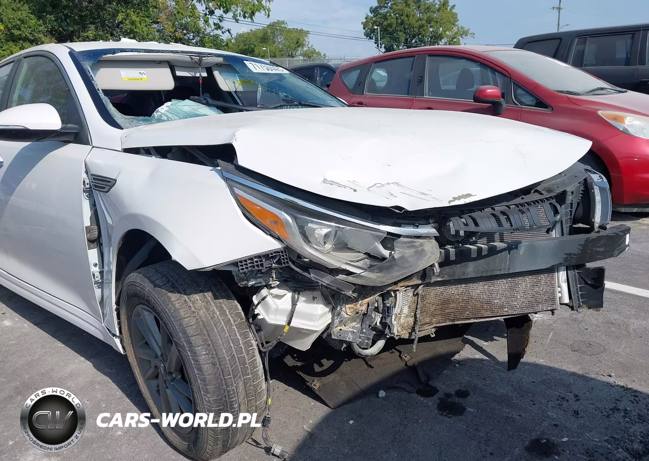 2019 Kia Optima Lx VIN:5XXGT4L37KG336961 - 17