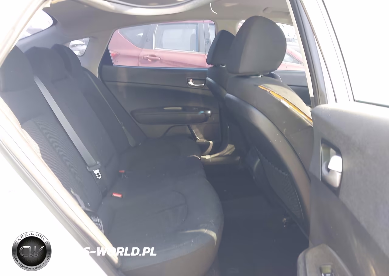 2019 Kia Optima Lx VIN:5XXGT4L37KG336961 - 8