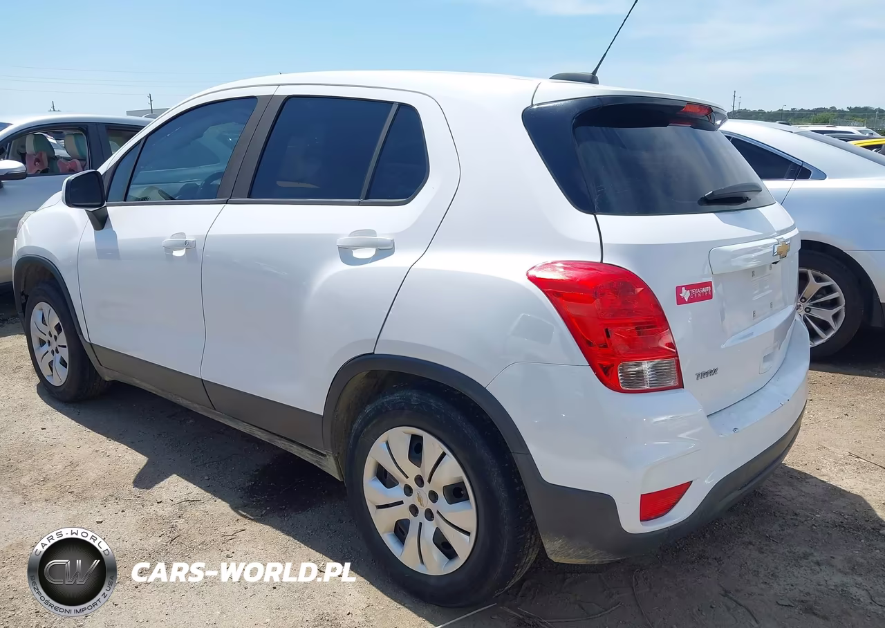 2018 Chevrolet Trax Ls VIN:3GNCJKSB0JL342659 - 3