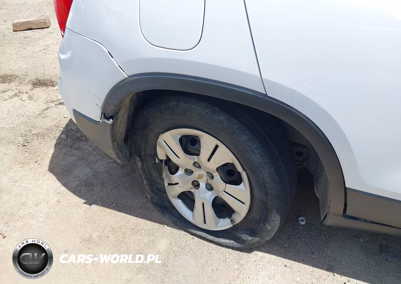 2018 Chevrolet Trax Ls VIN:3GNCJKSB0JL342659 - 6
