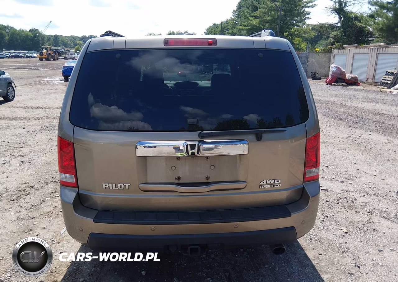 2010 Honda Pilot Touring VIN:5FNYF4H80AB007813 - 16