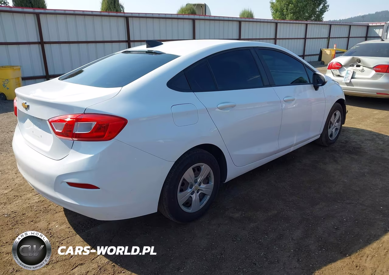 2017 Chevrolet Cruze Ls Auto VIN:1G1BC5SM0H7114251 - 4