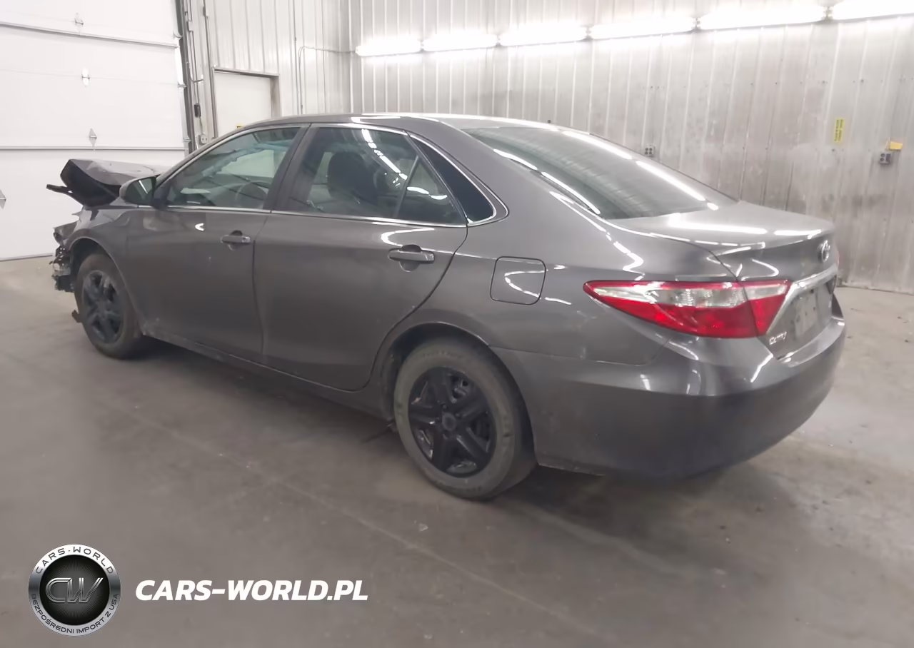 2017 Toyota Camry Le VIN:4T1BF1FK6HU335186 - 3