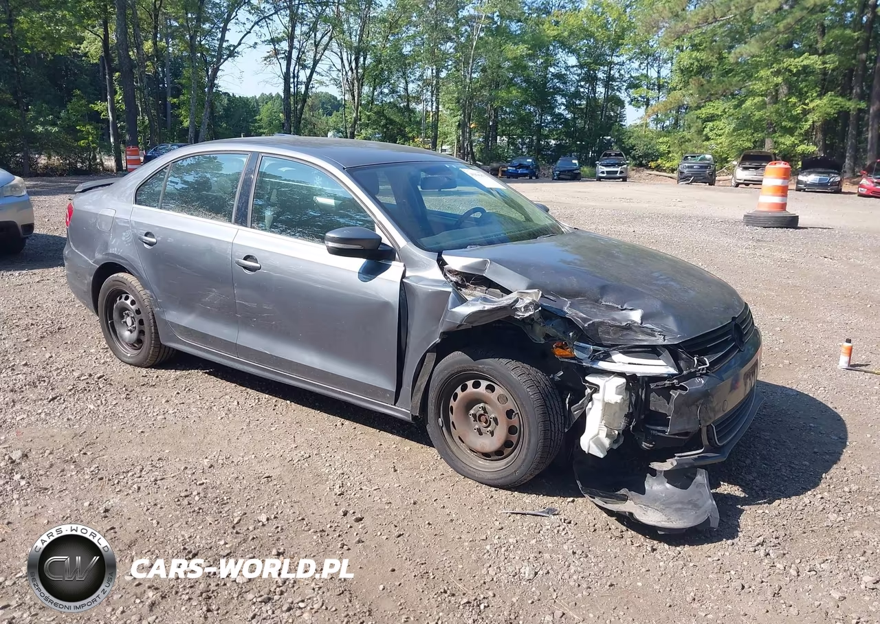 2013 Volkswagen Jetta 2.5L Se – zdjęcie 1 z 11