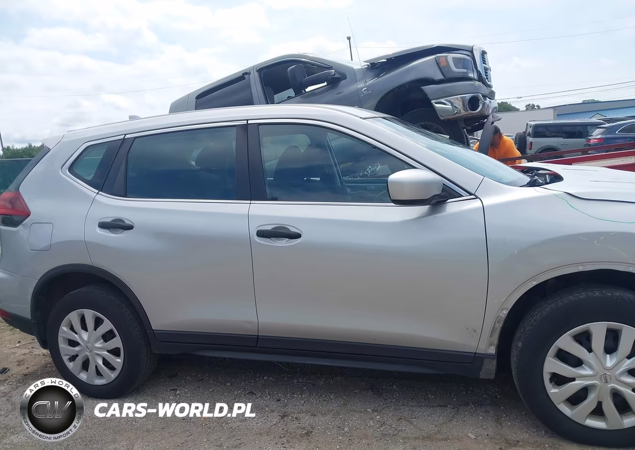 2019 Nissan Rogue S VIN:5N1AT2MV7KC748271 - 14