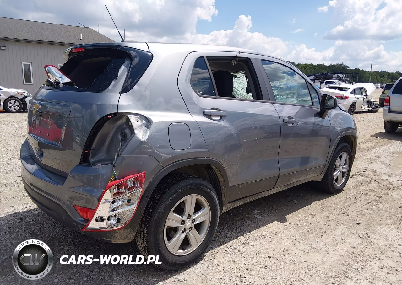 2020 Chevrolet Trax Awd Ls VIN:3GNCJNSBXLL144577 - 4