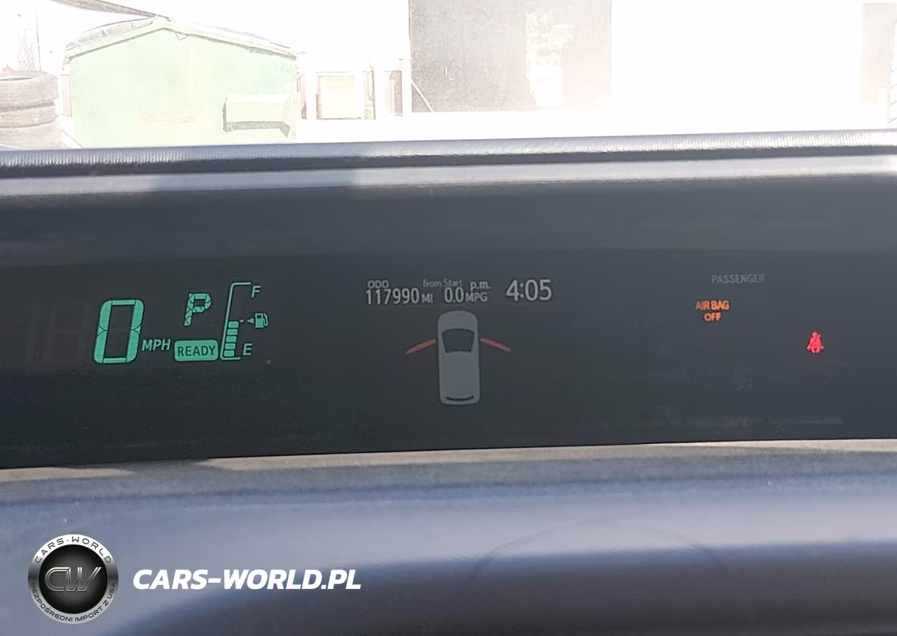 2013 Toyota Prius C Two VIN:JTDKDTB34D1532664 - 7
