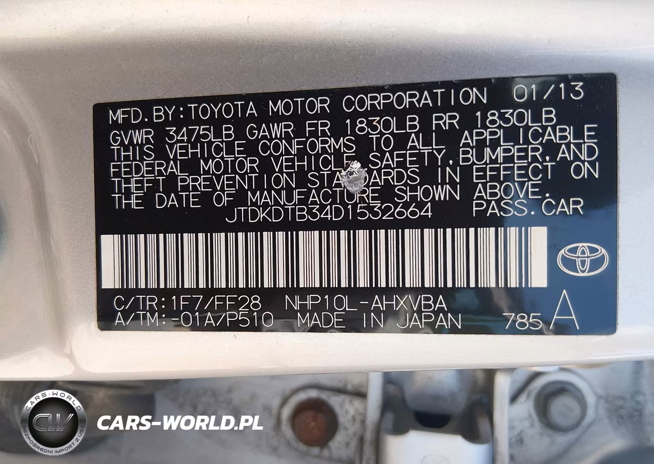 2013 Toyota Prius C Two VIN:JTDKDTB34D1532664 - 9