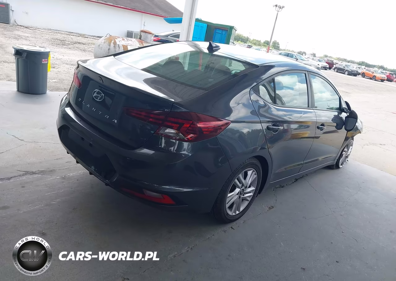 2020 Hyundai Elantra Value Edition VIN:5NPD84LF7LH555214 - 4