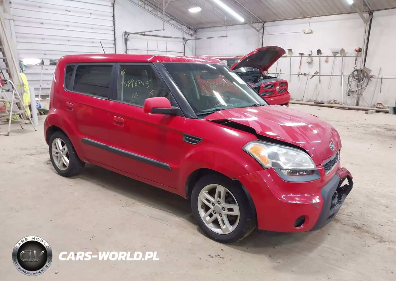 2010 Kia Soul +
