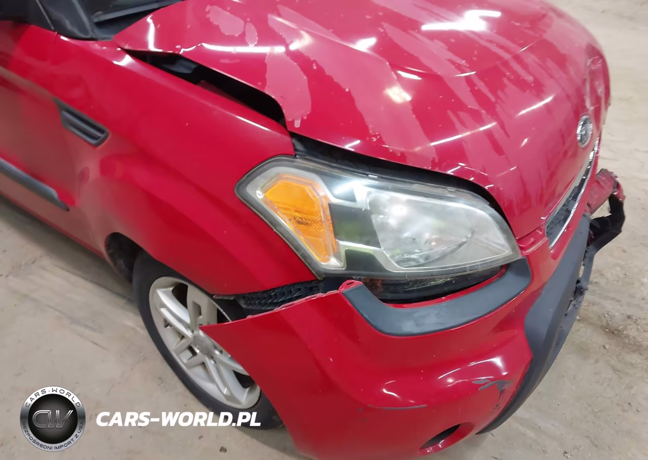 2010 Kia Soul + VIN:KNDJT2A29A7180577 - 13