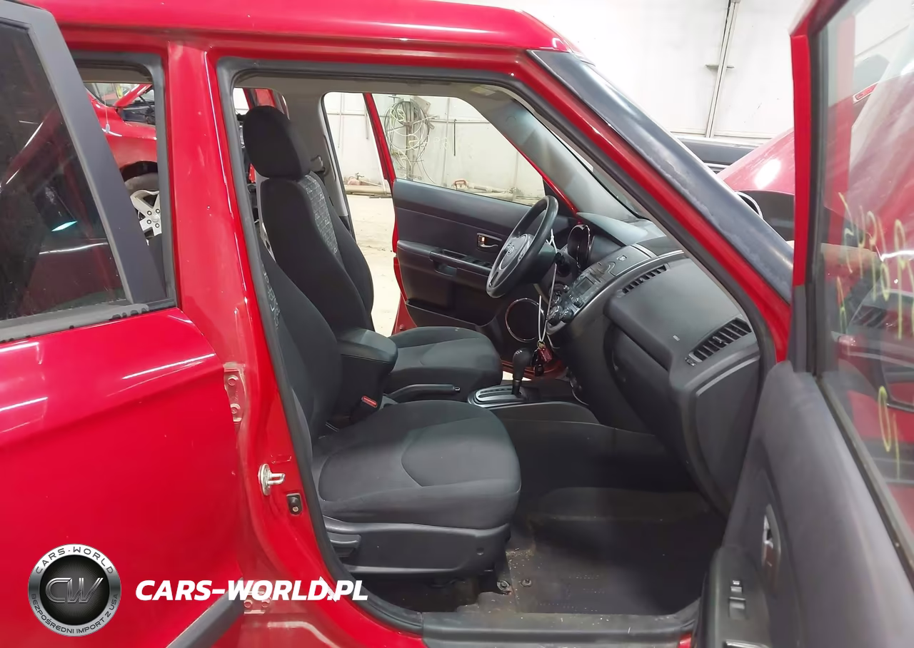 2010 Kia Soul + VIN:KNDJT2A29A7180577 - 5