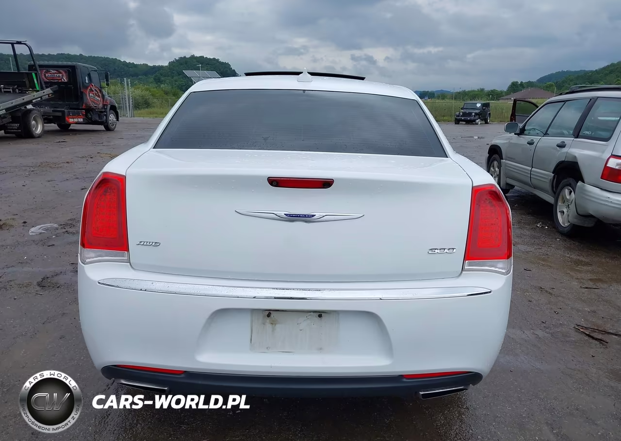 2019 Chrysler 300 Limited Awd VIN:2C3CCAKG7KH569936 - 16