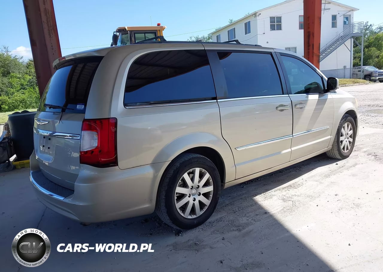 2013 Chrysler Town & Country Touring VIN:2C4RC1BG4DR737499 - 4