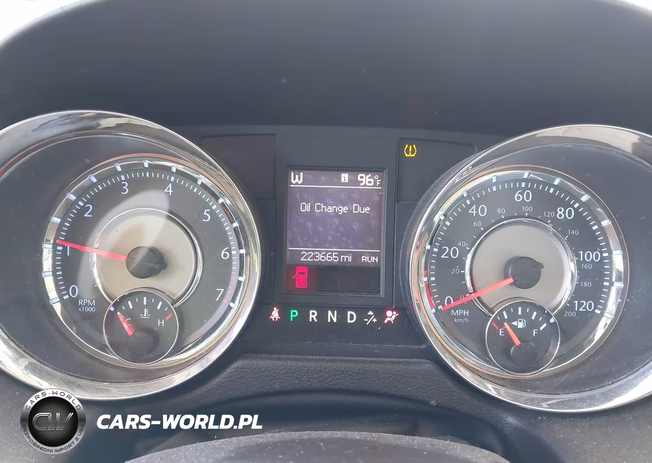 2013 Chrysler Town & Country Touring VIN:2C4RC1BG4DR737499 - 7