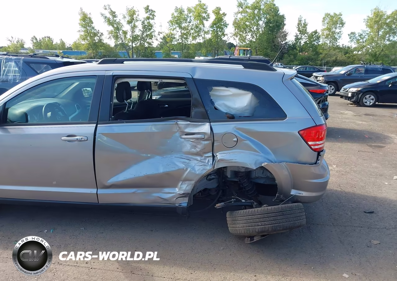 2018 Dodge Journey Se VIN:3C4PDCAB9JT346959 - 6