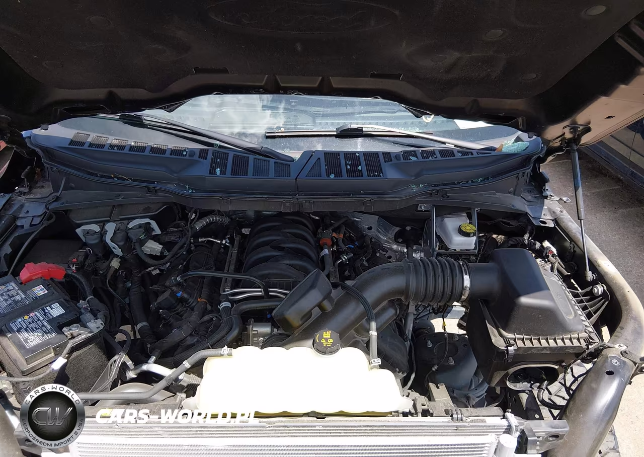2025 Ford F-150 Lariat VIN:1FTFW5L59SFB22109 - 10