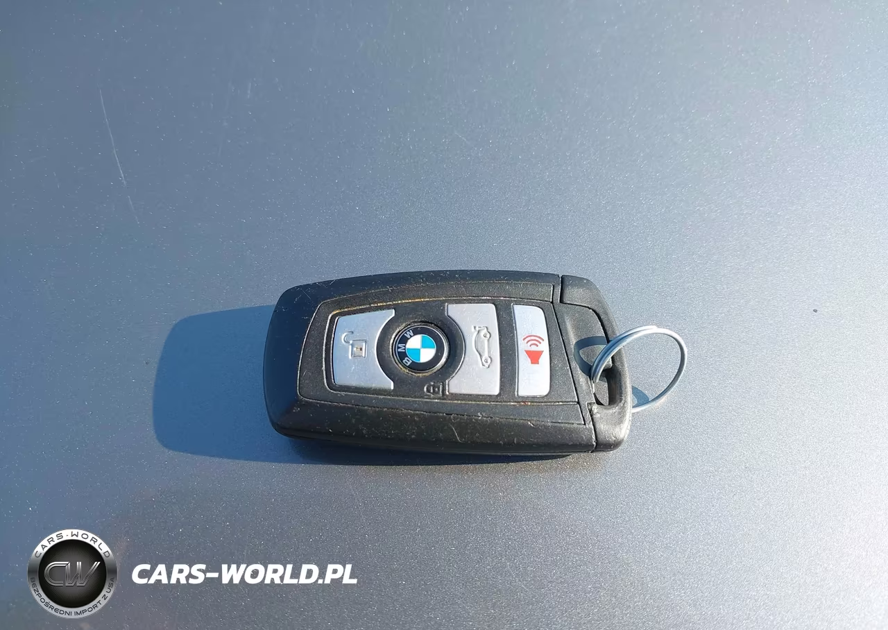 2013 BMW 528I xDrive VIN:WBAXH5C54DDW15061 - 11
