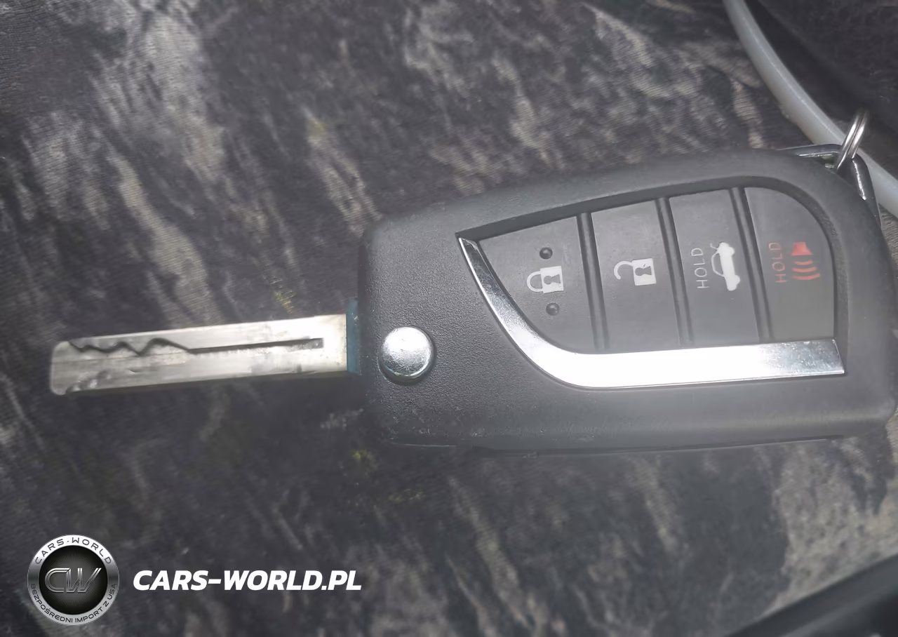 2021 Toyota Corolla Le VIN:JTDEPMAE9MJ165208 - 11