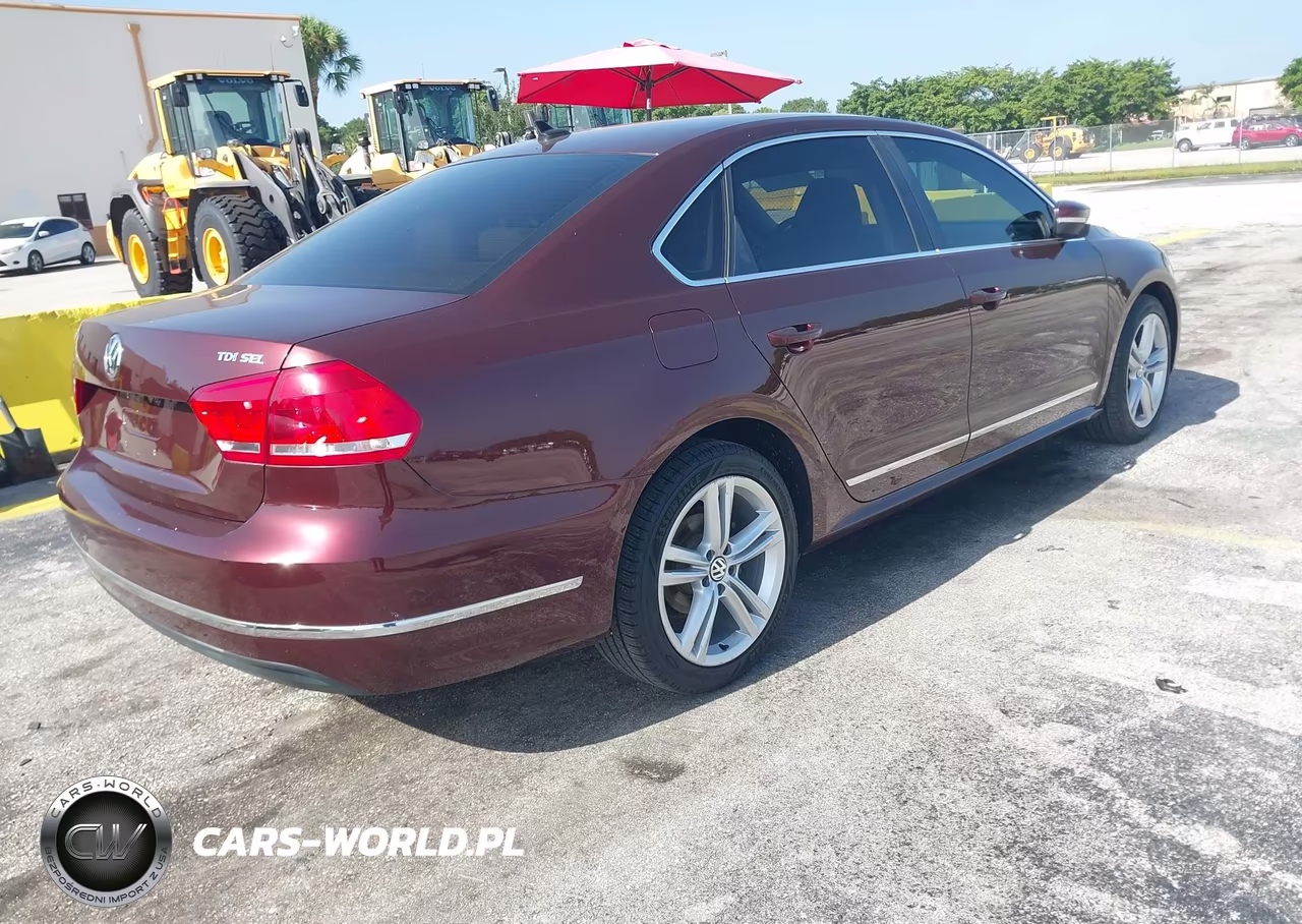 2014 Volkswagen Passat 2.0L Tdi Sel Premium VIN:1VWCN7A39EC093748 - 4