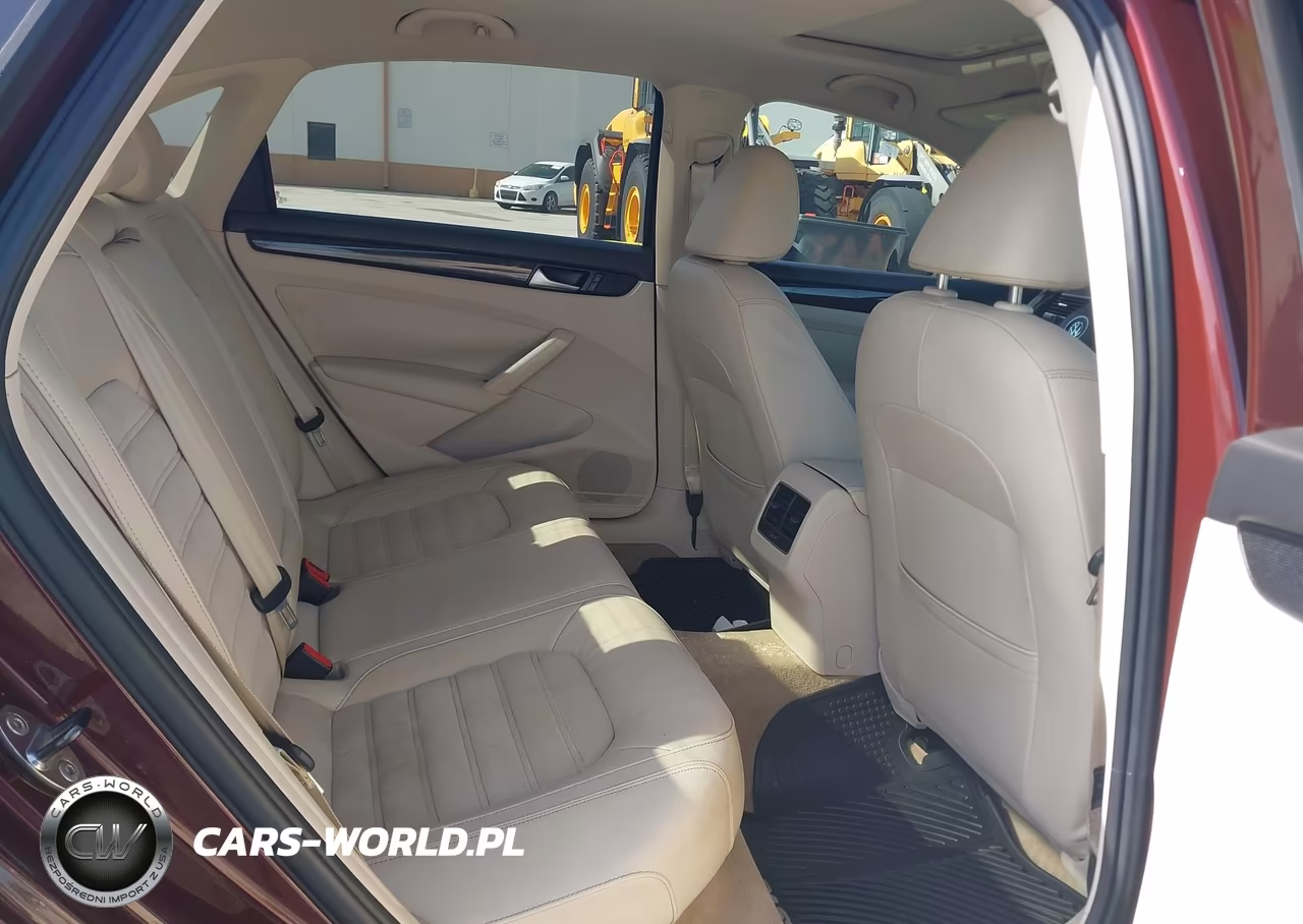 2014 Volkswagen Passat 2.0L Tdi Sel Premium VIN:1VWCN7A39EC093748 - 8