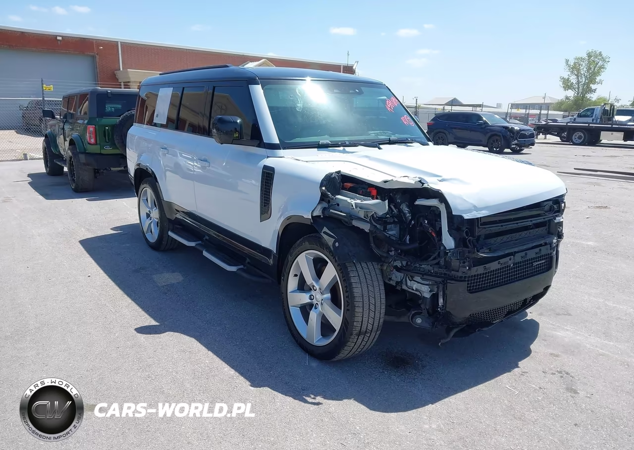 2023 Land Rover Defender 130 X-Dynamic Se