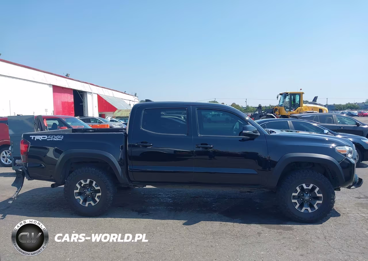 2018 Toyota Tacoma Trd Off Road VIN:3TMCZ5AN5JM187504 - 13