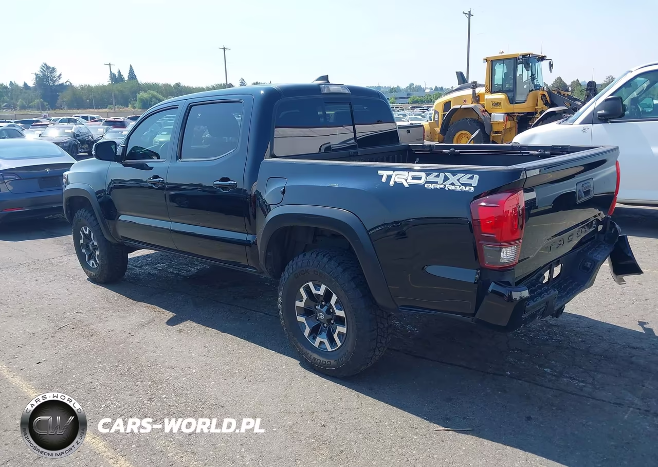 2018 Toyota Tacoma Trd Off Road VIN:3TMCZ5AN5JM187504 - 3