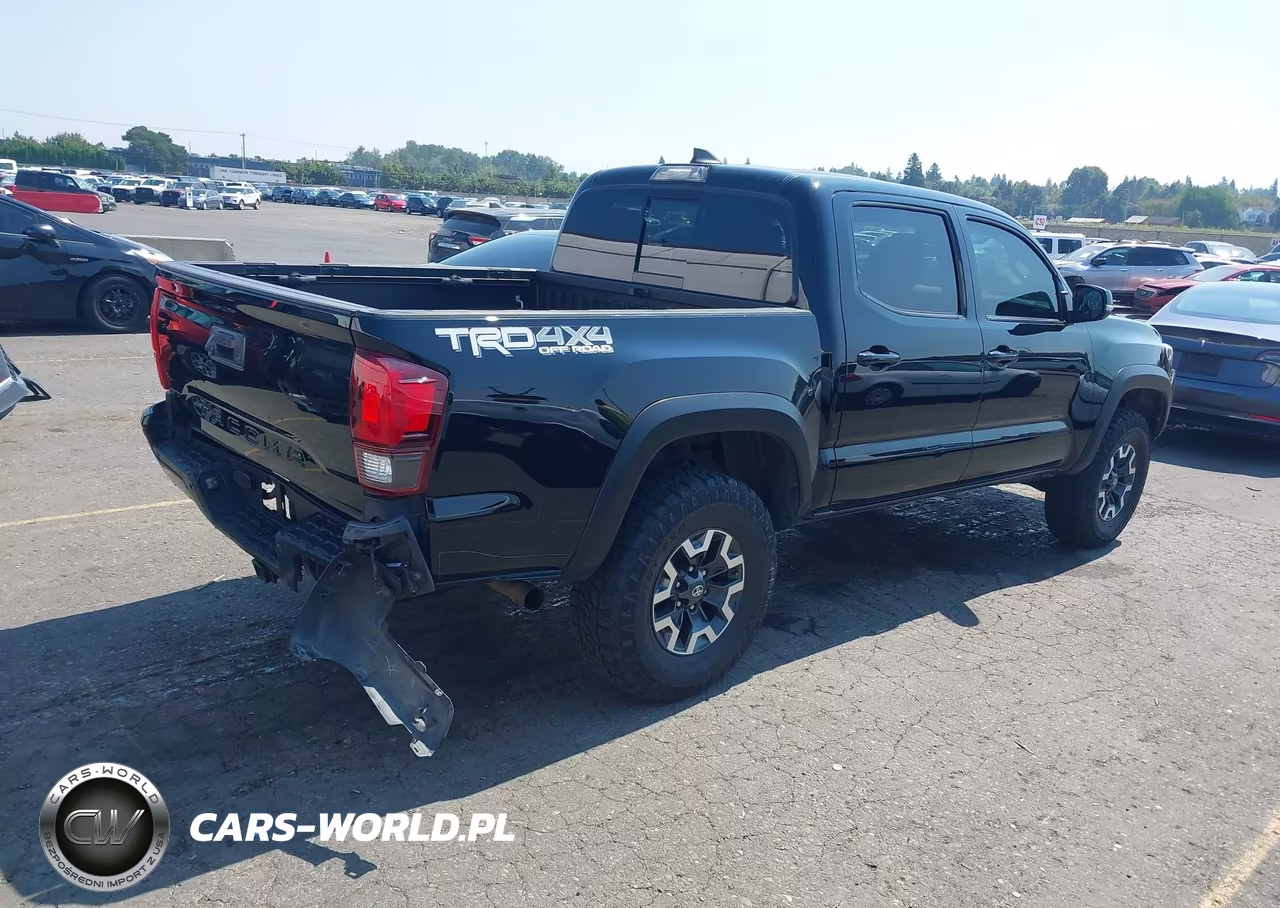 2018 Toyota Tacoma Trd Off Road VIN:3TMCZ5AN5JM187504 - 4