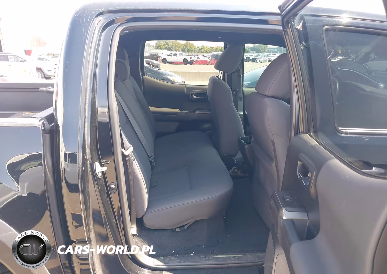 2018 Toyota Tacoma Trd Off Road VIN:3TMCZ5AN5JM187504 - 8