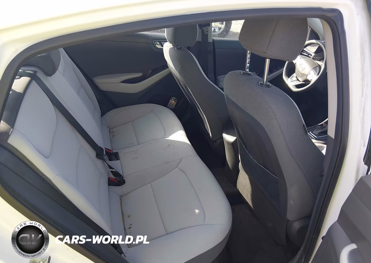 2021 Hyundai Ioniq Hybrid Blue VIN:KMHC65LC6MU247774 - 8