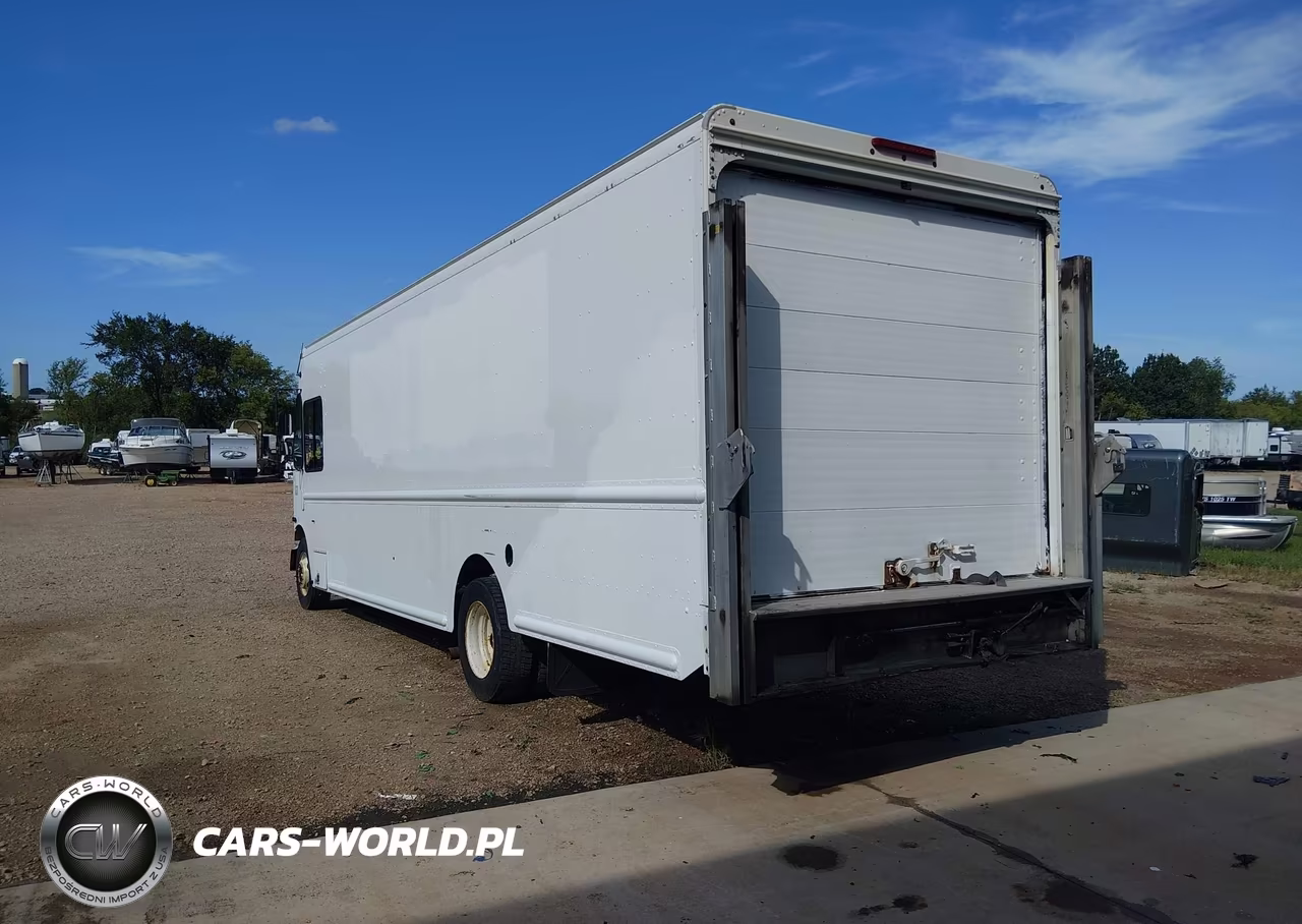 2017 Ford F-59 Commercial Stripped VIN:1F66F5KY9H0A06886 - 3