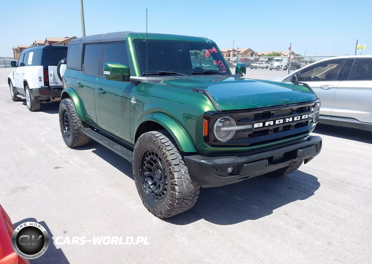 2023 Ford Bronco Outer Banks – zdjęcie 1 z 17