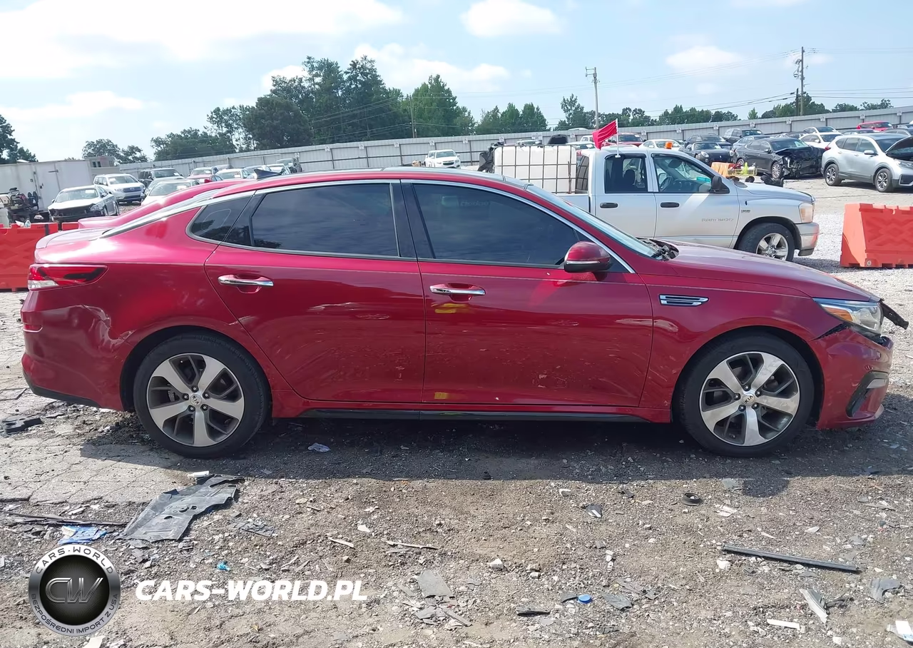 2019 Kia Optima S VIN:5XXGT4L36KG375699 - 13