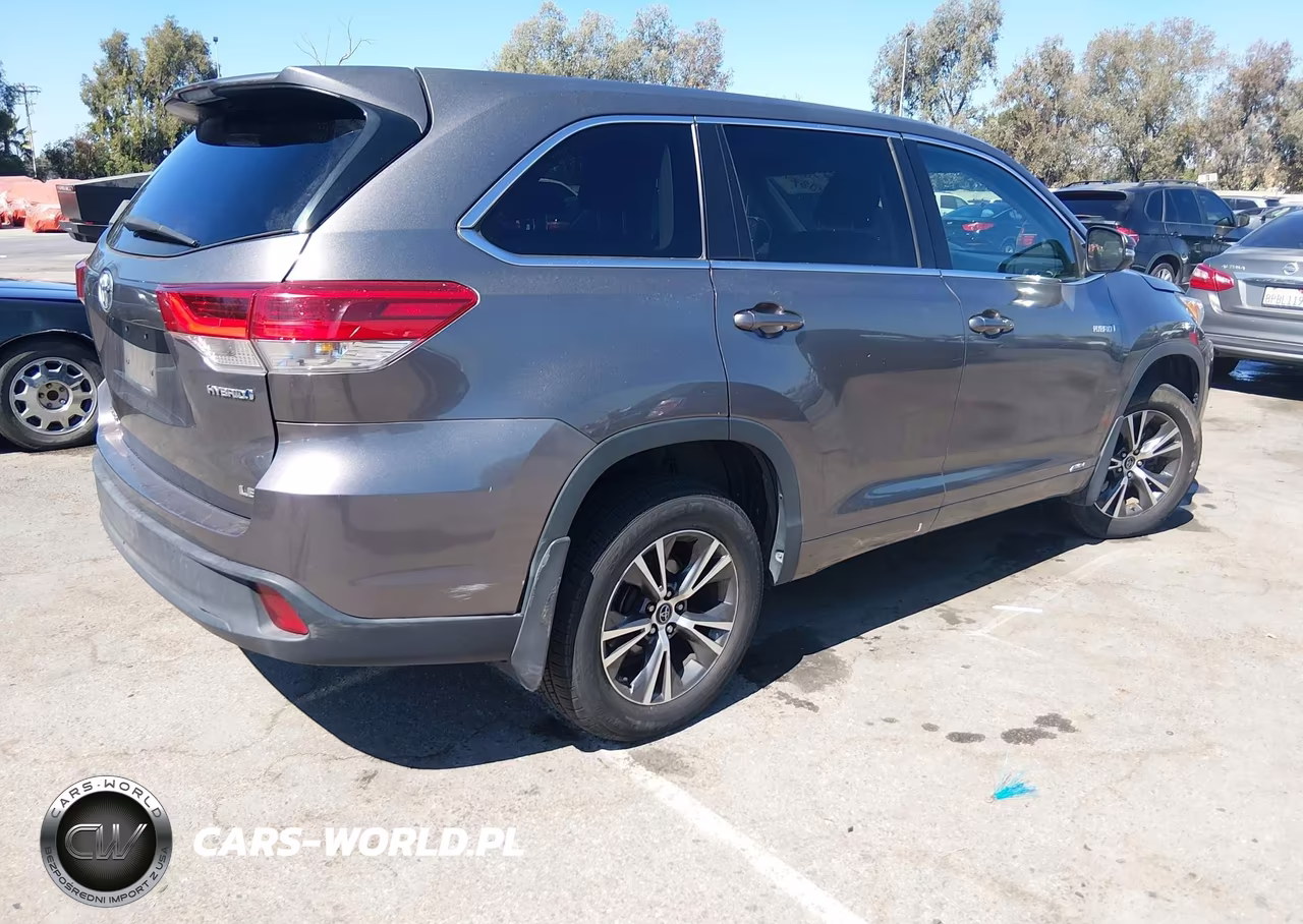 2017 Toyota Highlander Hybrid Le VIN:5TDBGRFH1HS022541 - 4