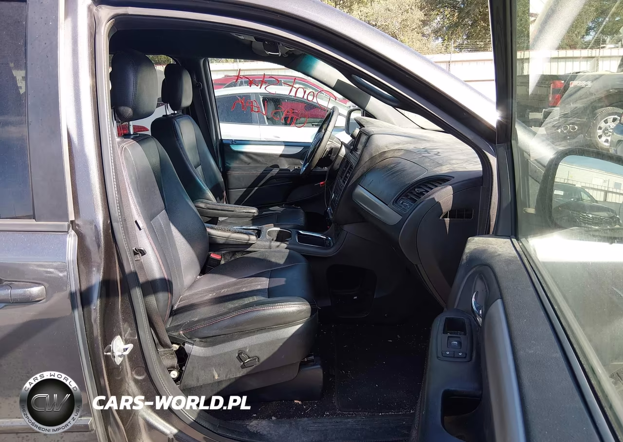 2016 Dodge Grand Caravan R-T VIN:2C4RDGEG0GR224962 - 5
