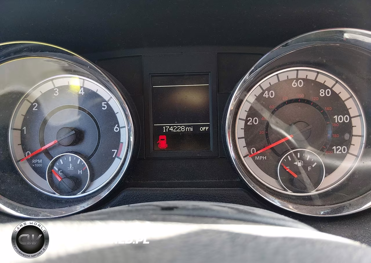 2016 Dodge Grand Caravan R-T VIN:2C4RDGEG0GR224962 - 7