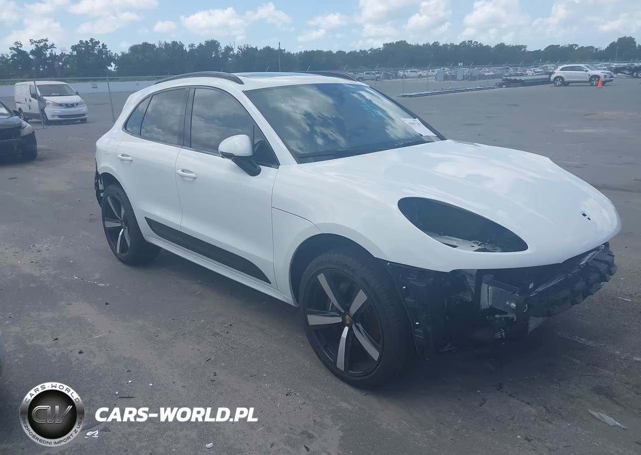2023 Porsche Macan T