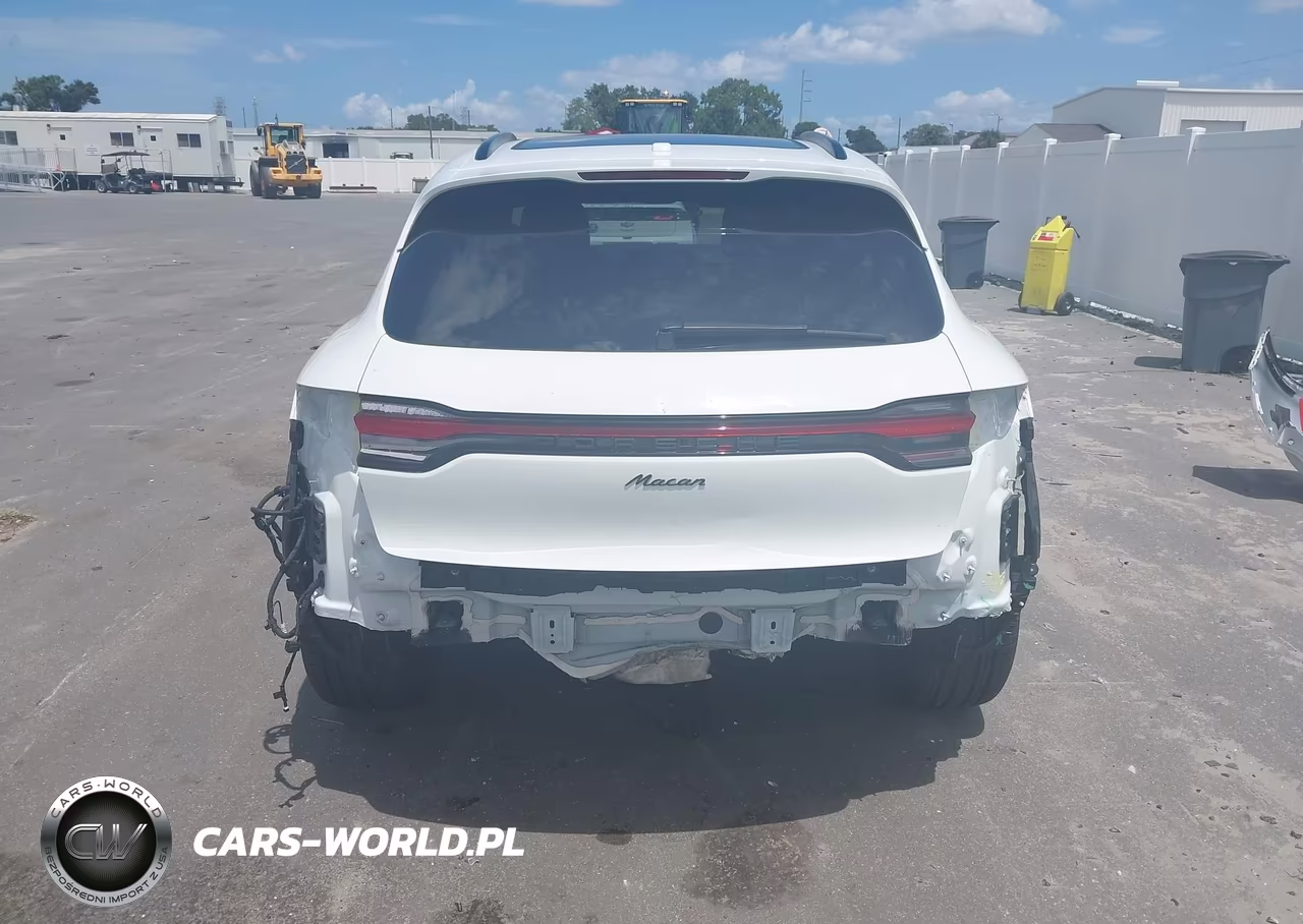 2023 Porsche Macan T VIN:WP1AA2A52PLB16508 - 17
