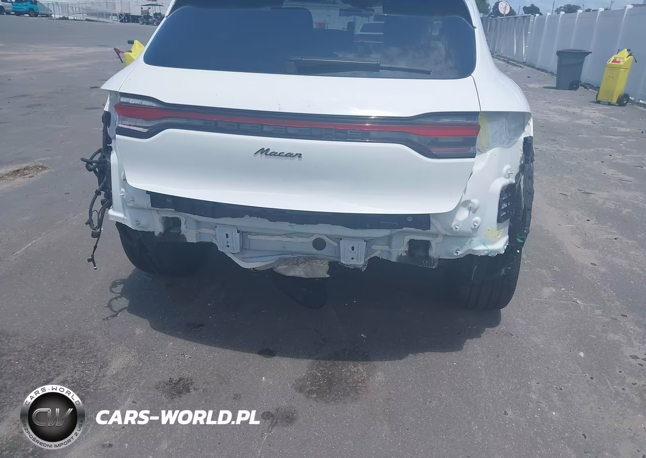 2023 Porsche Macan T VIN:WP1AA2A52PLB16508 - 18