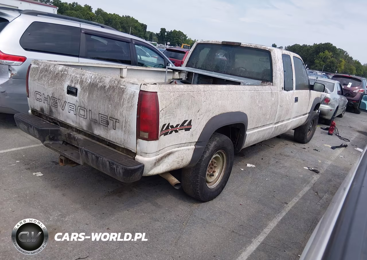 1998 Chevrolet C-K 2500 Fleetside VIN:1GCGK29R3WE182116 - 4